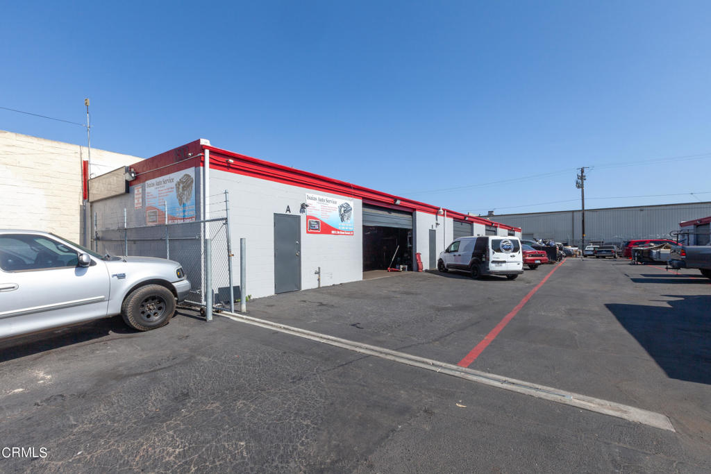820 & 830 E 5th Street
