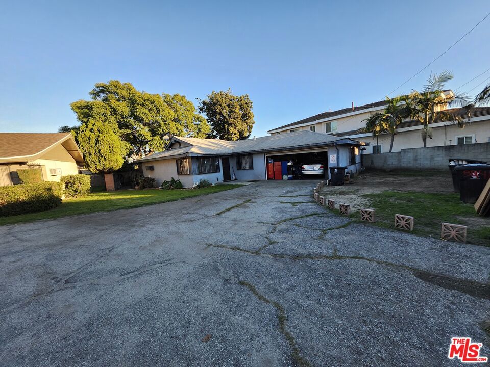 3246 Muscatel Avenue