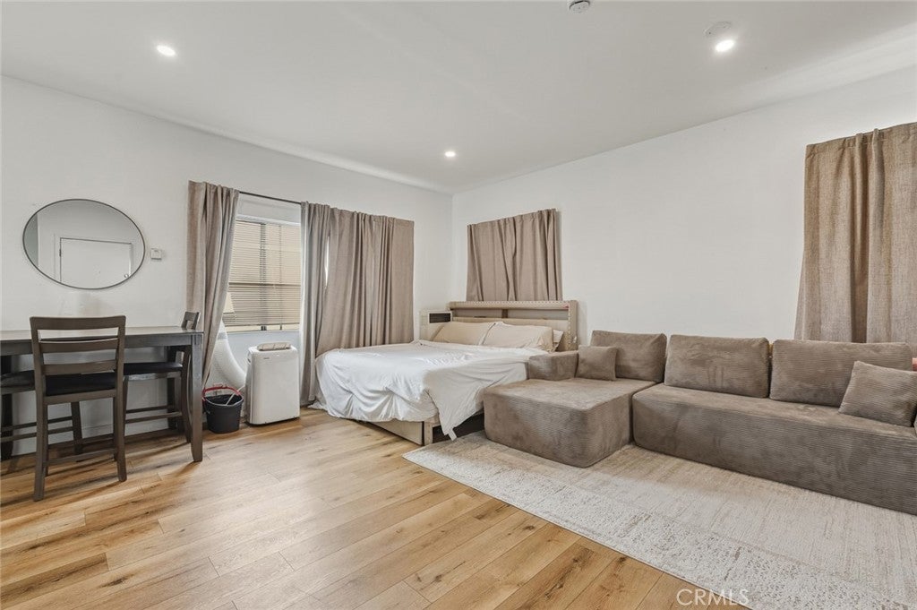 1136 Arapahoe