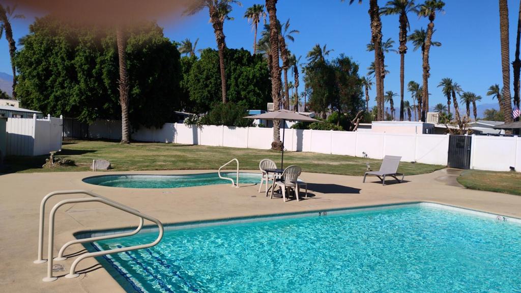 Bermuda Palms - Manufactured In Park