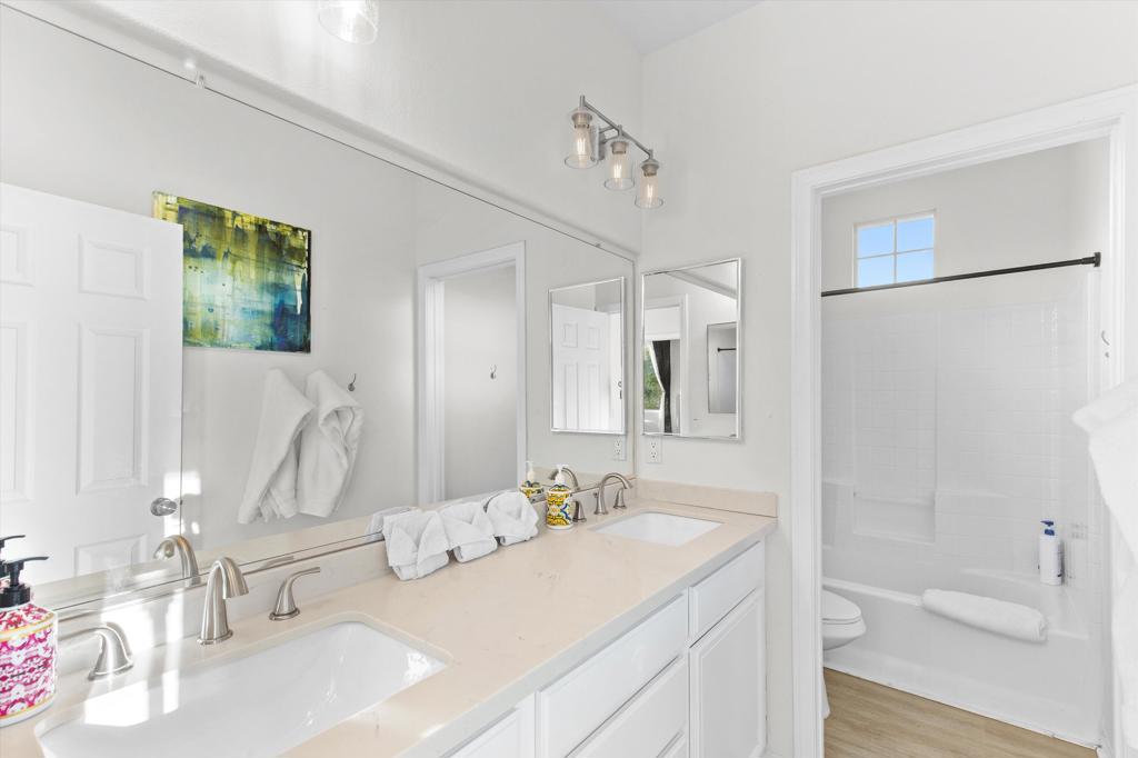 Terra Lago - Residential