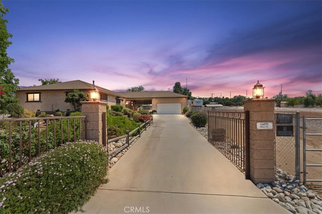 First time EVER on the market. Custom built home with equestrian facilities, incredible views in all directions, room to expand, plenty of space for ALL the toys, AND monthly revenue from the cell phone tower located across Washington...over $5,100/mo on a multi year lease. Meticulously maintained for decades. Huge kitchen with center island, separate wet bar, spacious family room with custom stone hearth, bay window, and additional storage. Large primary suite and guest bedrooms. Covered rear patio with views across the prime corner parcel. Overzied 2 car garage with loft and additional storage space. Carport with pull though that is large enough to be converted to additional garage space.