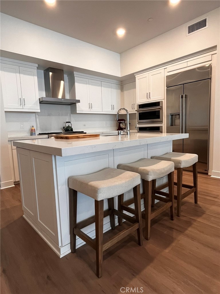 3609 Rivington