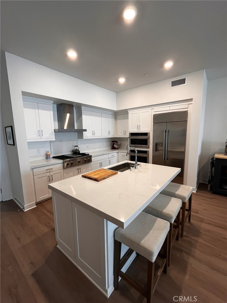 3609 Rivington