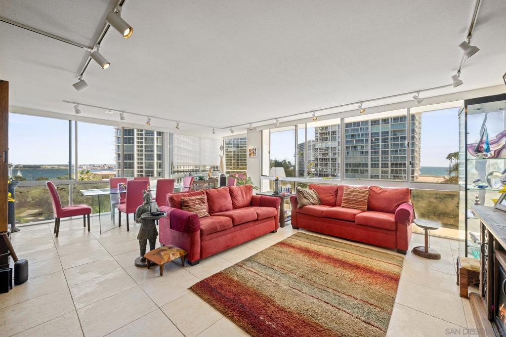 1750 Avenida Del Mundo 309