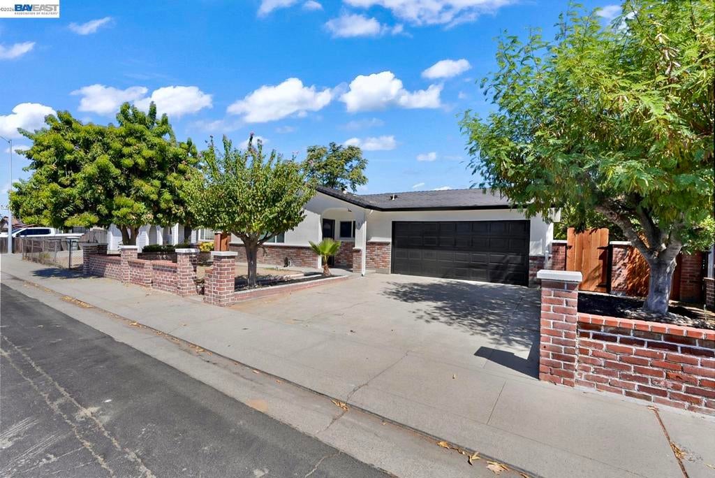587 Somoa Lane