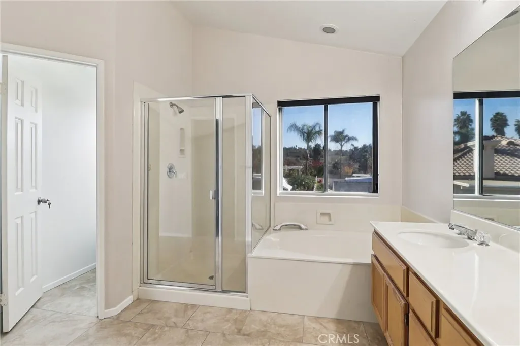 Oceanside, California 92057, United States, 4 Bedrooms Bedrooms, ,3 BathroomsBathrooms,Residential,Active,256469