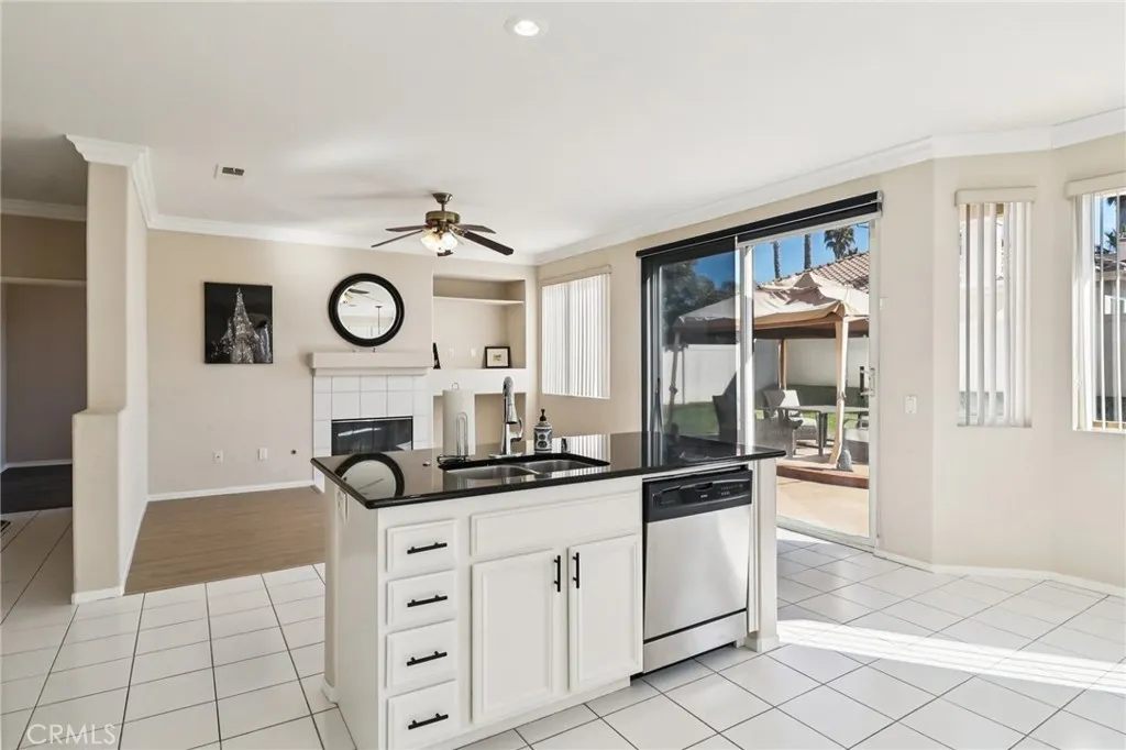 Oceanside, California 92057, United States, 4 Bedrooms Bedrooms, ,3 BathroomsBathrooms,Residential,Active,256469