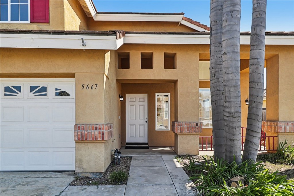 5667 Dartmoor Circle