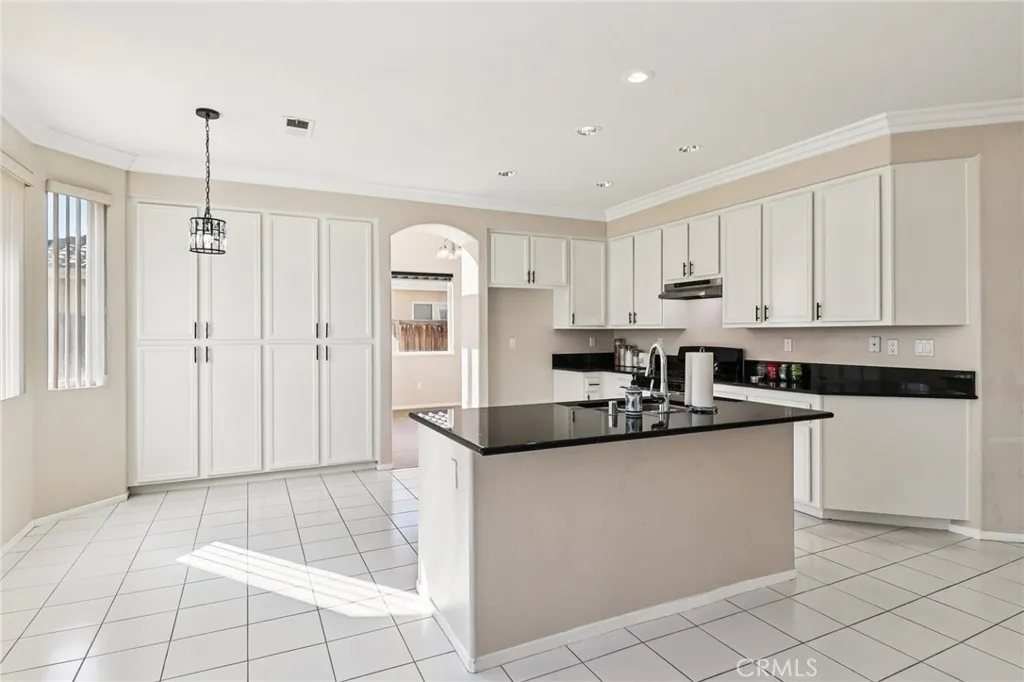 Oceanside, California 92057, United States, 4 Bedrooms Bedrooms, ,3 BathroomsBathrooms,Residential,Active,256469