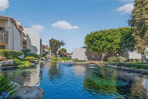 4831 Lago Drive Unit 102, Huntington Beach, CA 92649 - MLS#: OC25178054