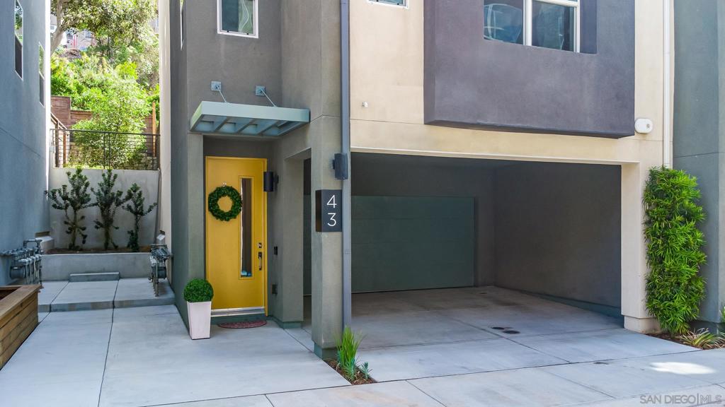 10402 Harlow Cir 43