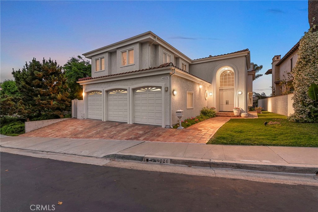 4026 Calle Lisa
