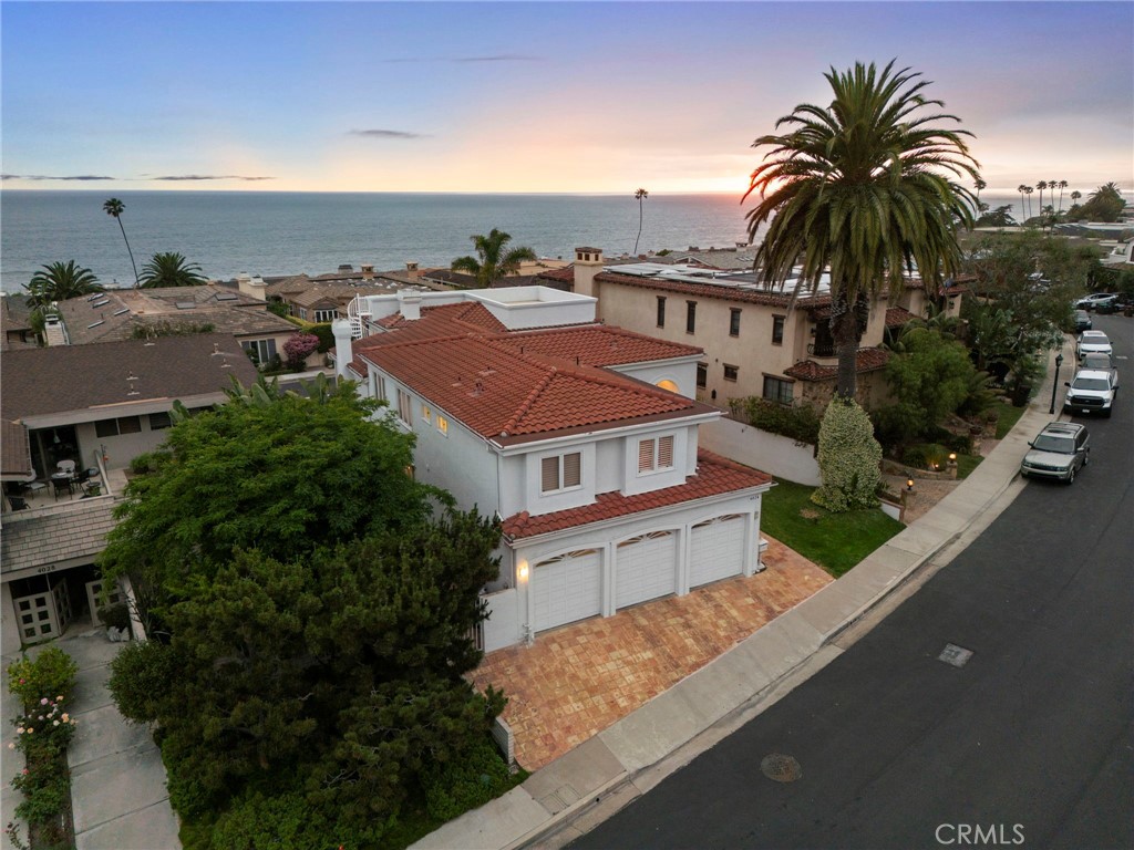 4026 Calle Lisa