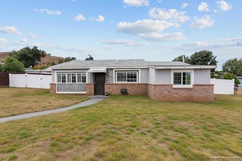 Photo of 1248 Dawnridge Avenue, El Cajon, CA 92021 (MLS # PTP2603530)