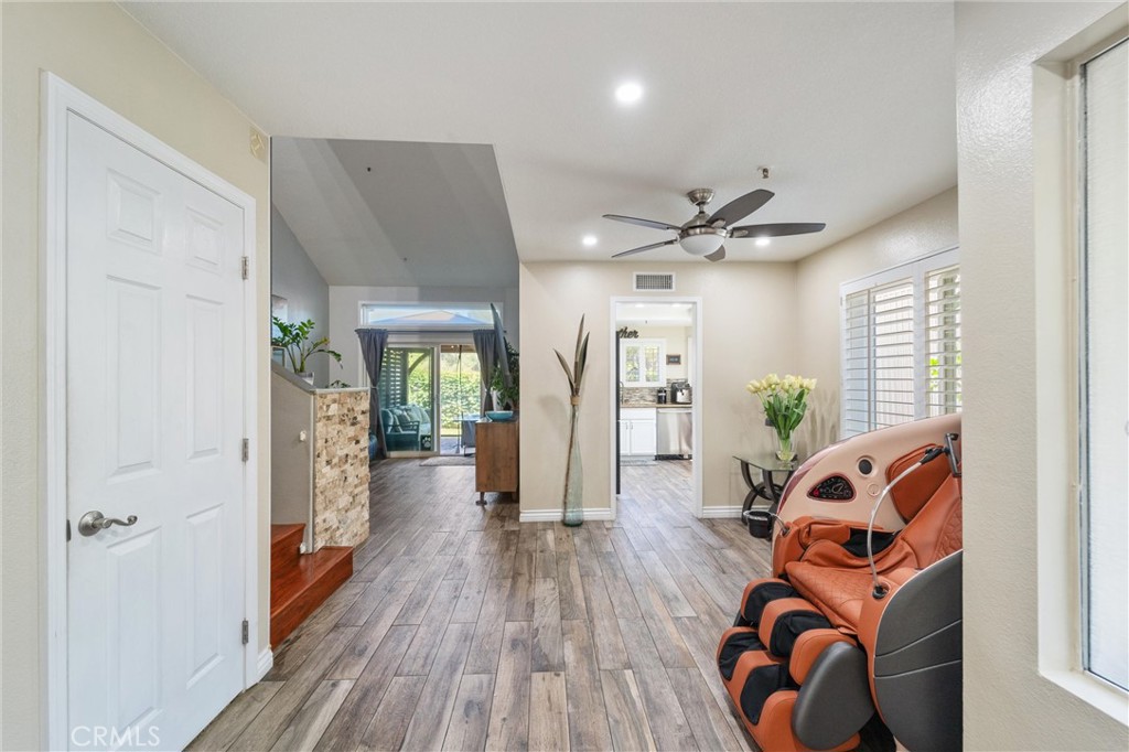 5847 E Rocking Horse Way 25