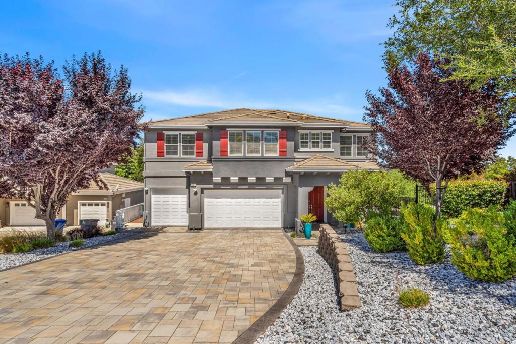 1040 PEPPERMILL Court