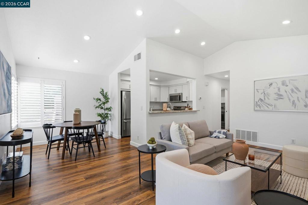 306 Norris Canyon Ter