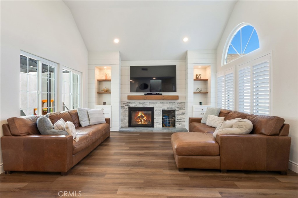 27642 White Fir Lane