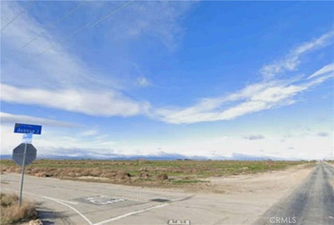 Photo of 11000 Avenue J, Lancaster, CA 93535 (MLS # SR26118980)