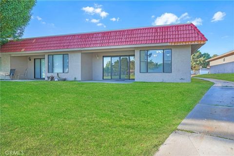 Photo of 27535 Lakeview Drive #37, Helendale, CA 92342 (MLS # IV25247741) Photo of 27535 Lakeview Drive #37, Helendale, CA 92342 (MLS # IV25247741)