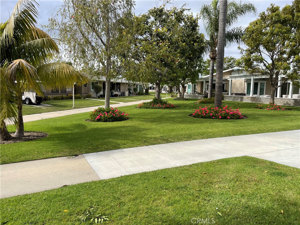 1740 Sunningdale Rd 16G Road 16G