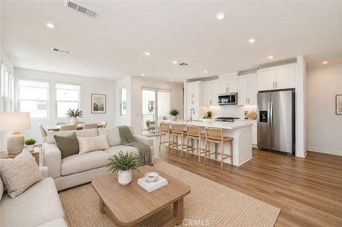 Photo of 1515 W Bushell St St, Anaheim, CA 92805 (MLS # OC26058761)