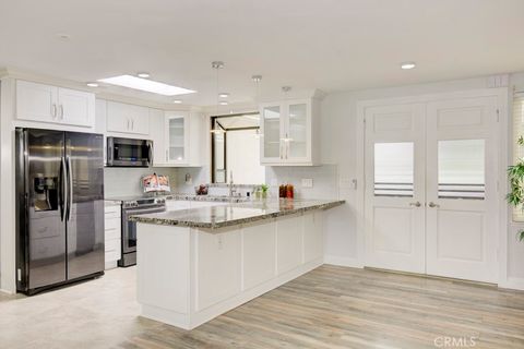 245 Calle Aragon C Laguna Woods CA 92637