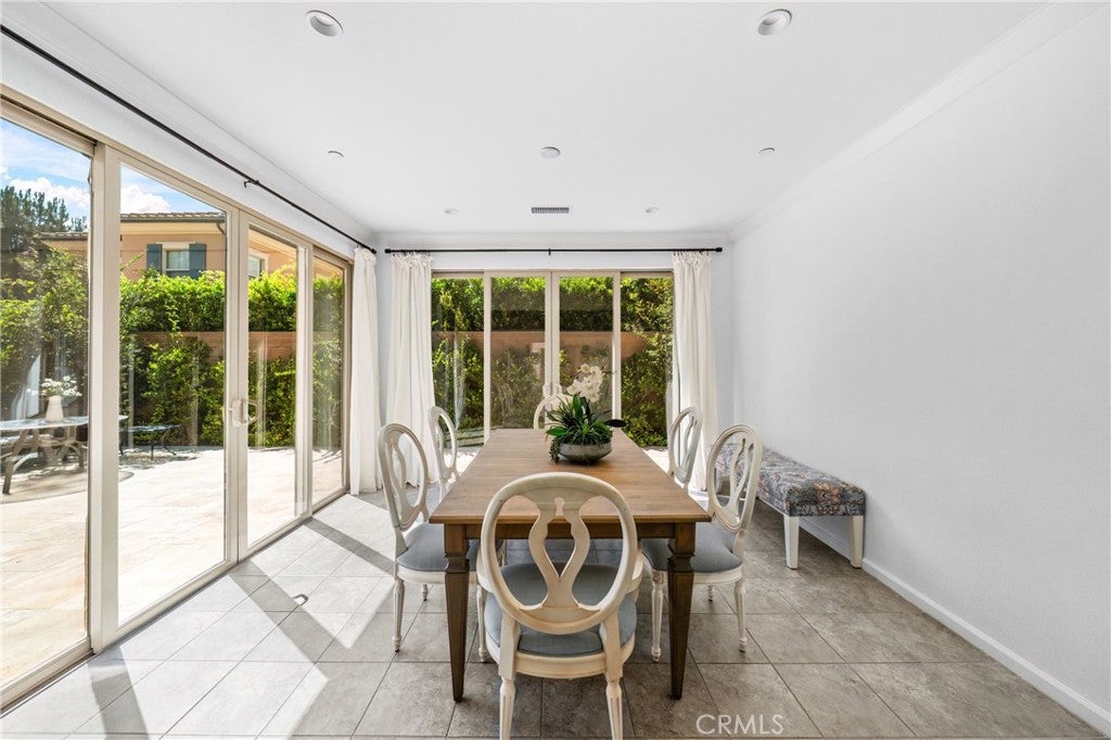 180 Frontier, Irvine CA 92620 - Photo 10