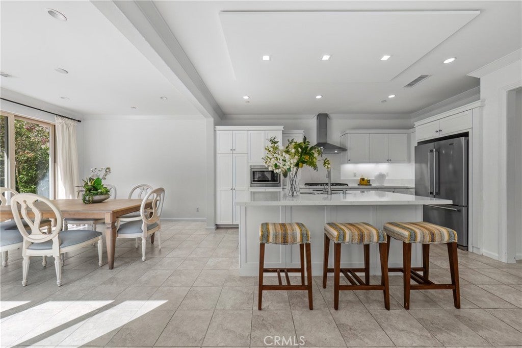 180 Frontier, Irvine CA 92620 - Photo 9