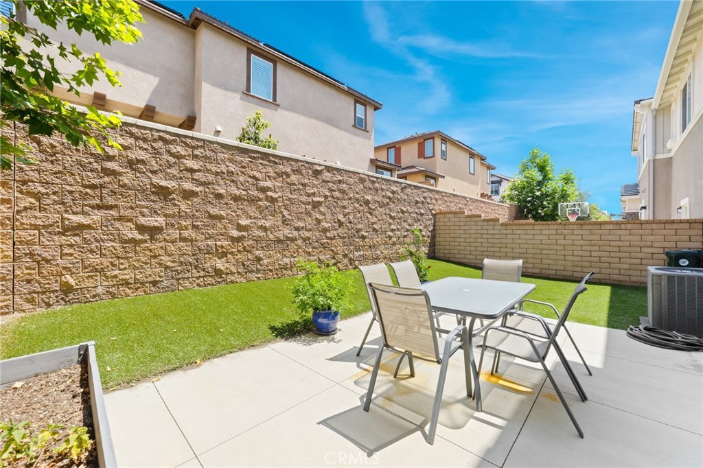 16502 Casa Grande Avenue 318