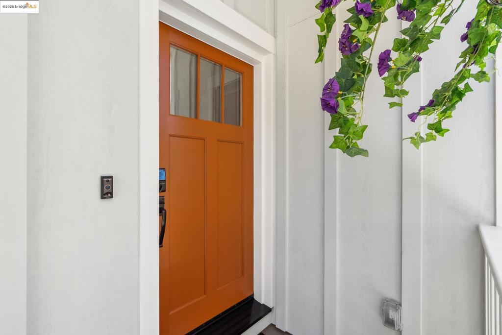 PIEDMONT AVENUE - Residential