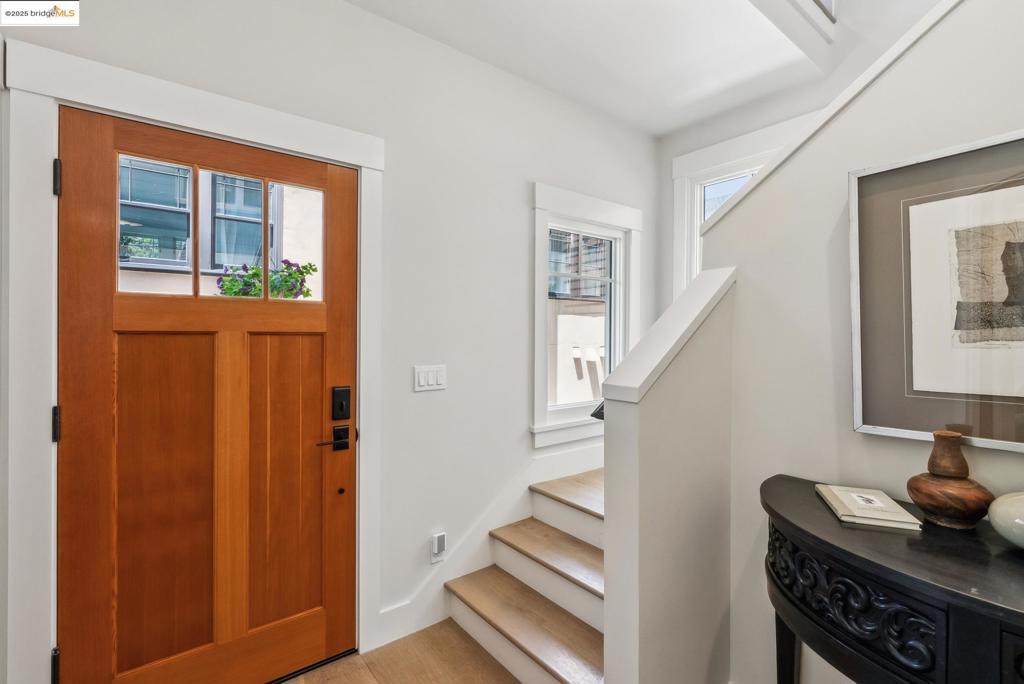 PIEDMONT AVENUE - Residential