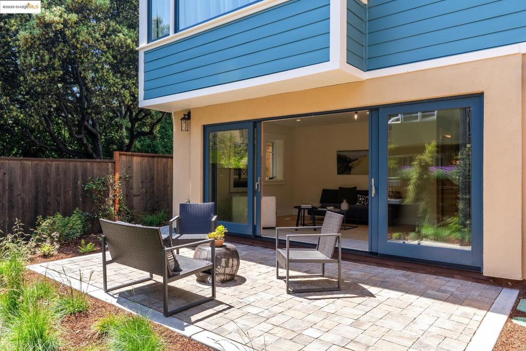 PIEDMONT AVENUE - Residential