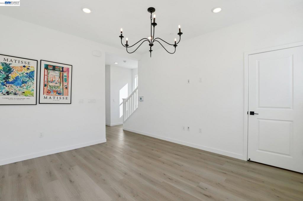 856 Pecan Tree Ln