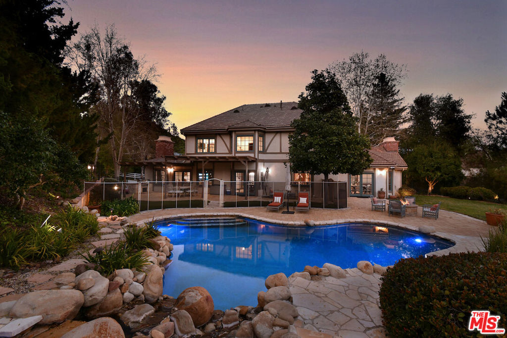 2317 Sierra Creek Road