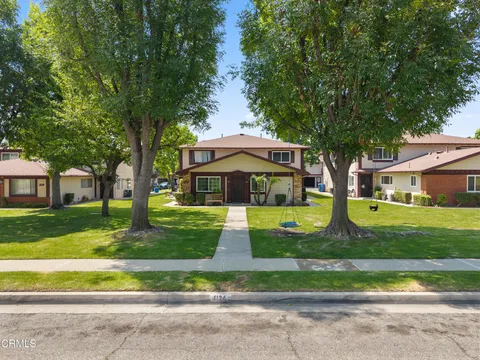 1124 W Calle Del Sol Unit 1, Azusa, CA 91702 - MLS#: P1-27154