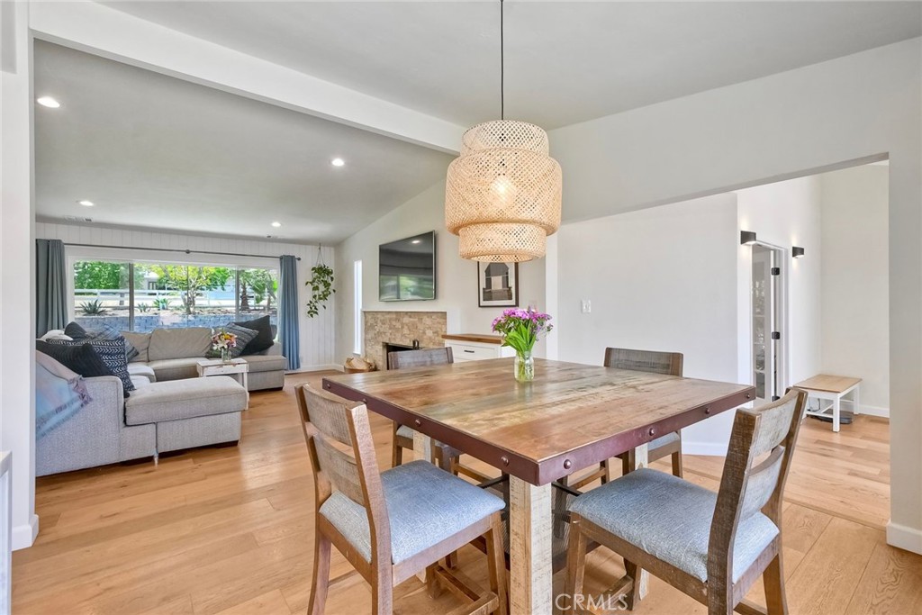 1936 Rohn Road