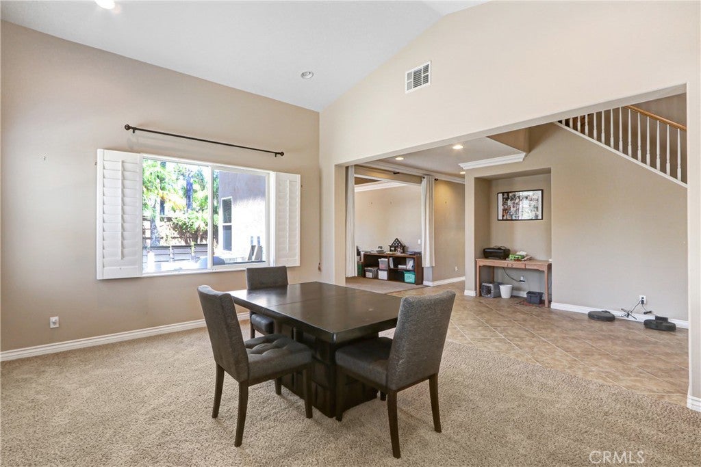 42282 Regents Hill