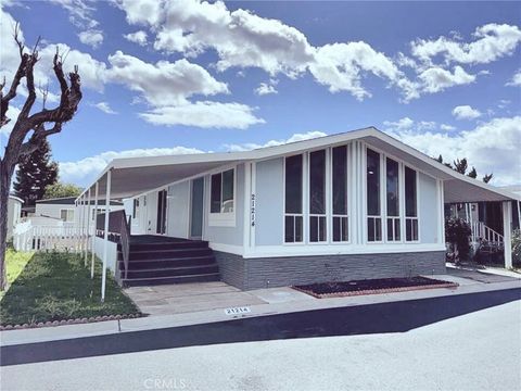 Photo of 21214 Seep Willow Way Way #273, Canyon Country, CA 91351 (MLS # SR26037481)