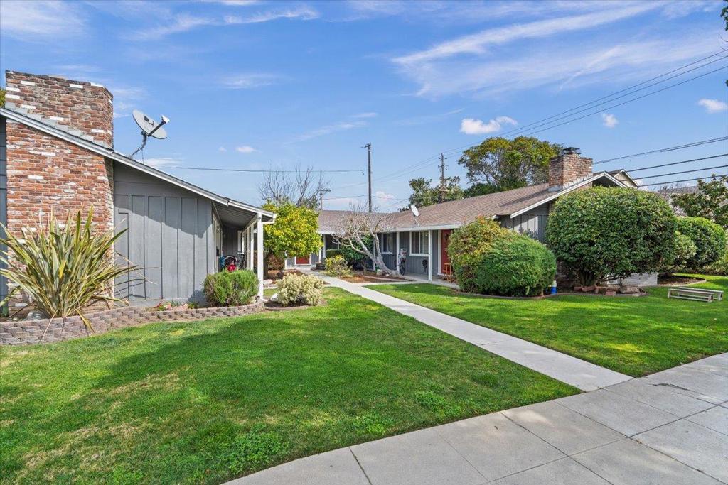 220 Loreto Street