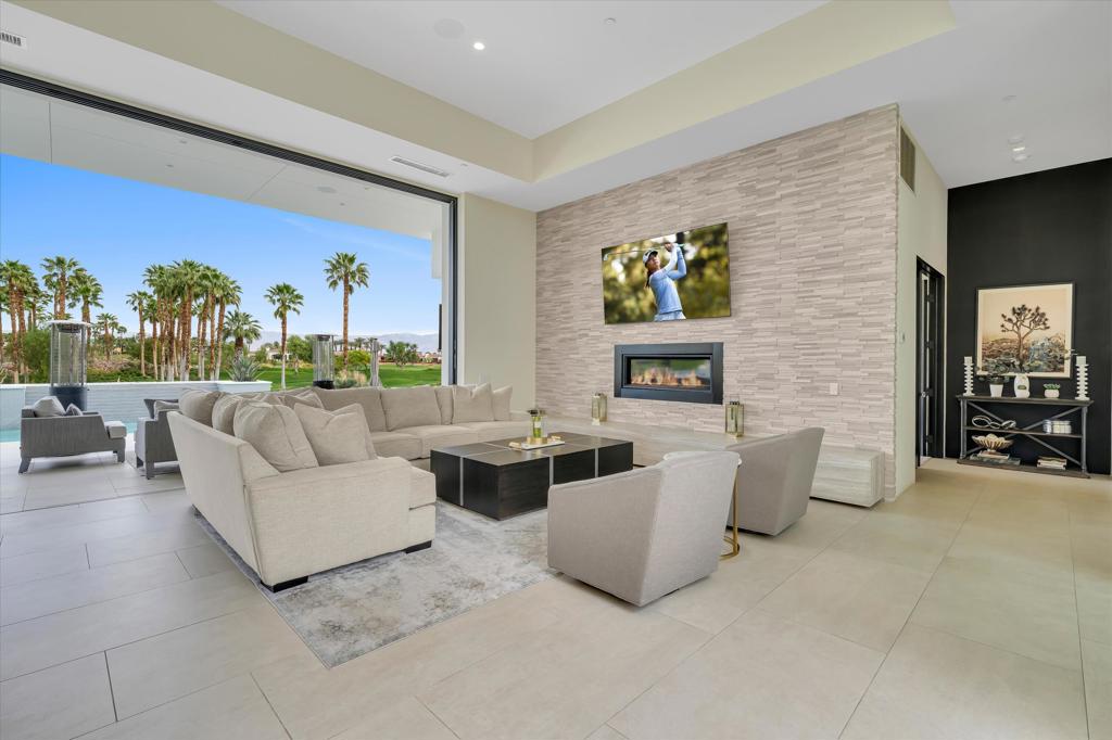 The Hideaway - Residential