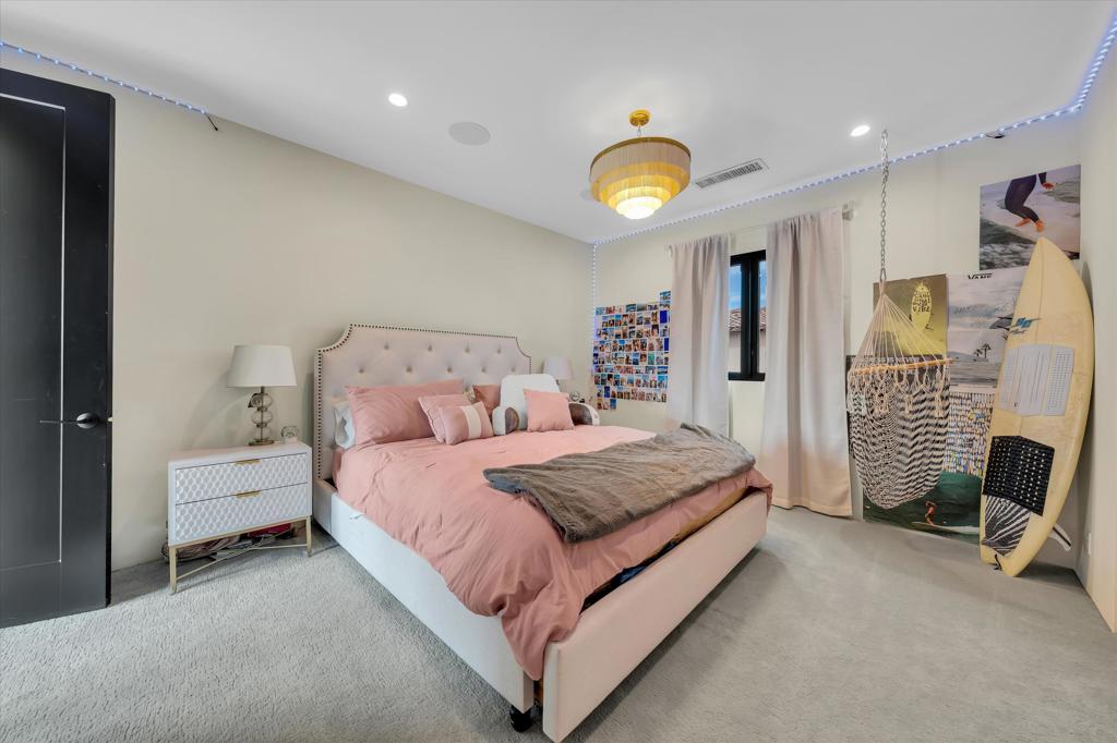 The Hideaway - Residential