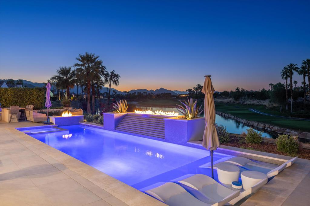 The Hideaway - Residential