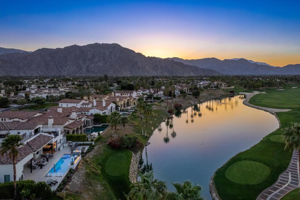 The Hideaway - Residential