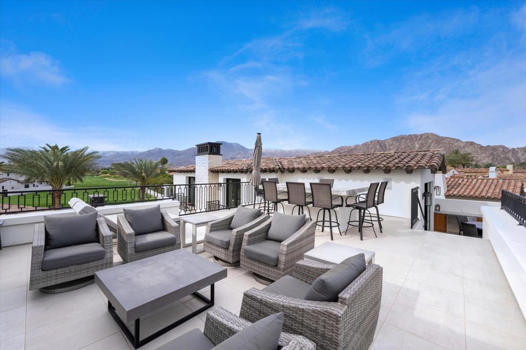 The Hideaway - Residential