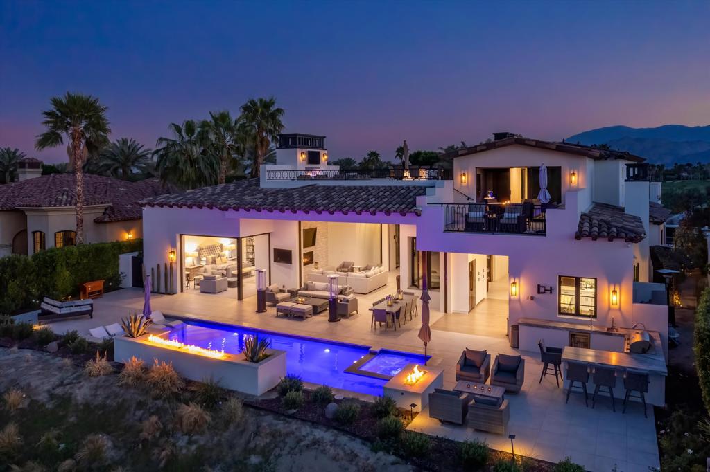 The Hideaway - Residential