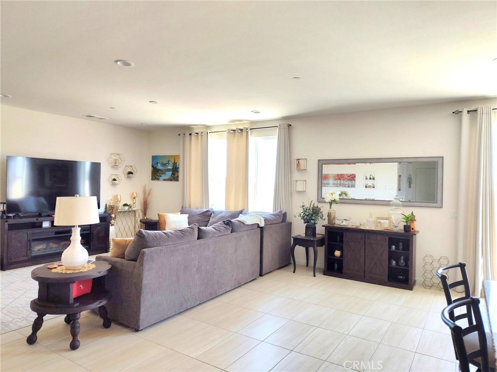 45133 44th Street W