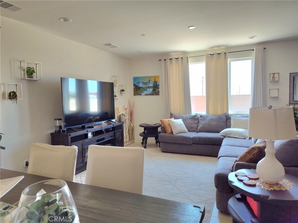 45133 44th Street W