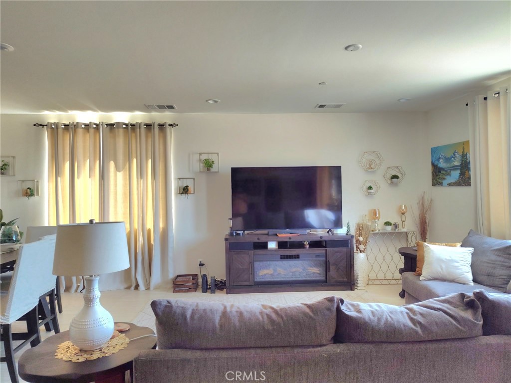 45133 44th Street W